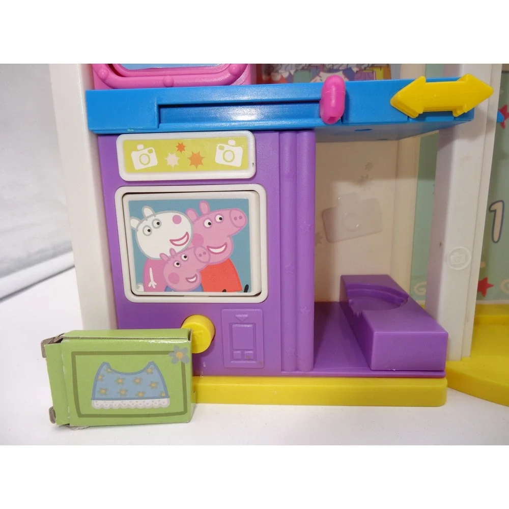 Peppa Pig Shopping Mall Center with Working Elevator‎ Accessories and Pig